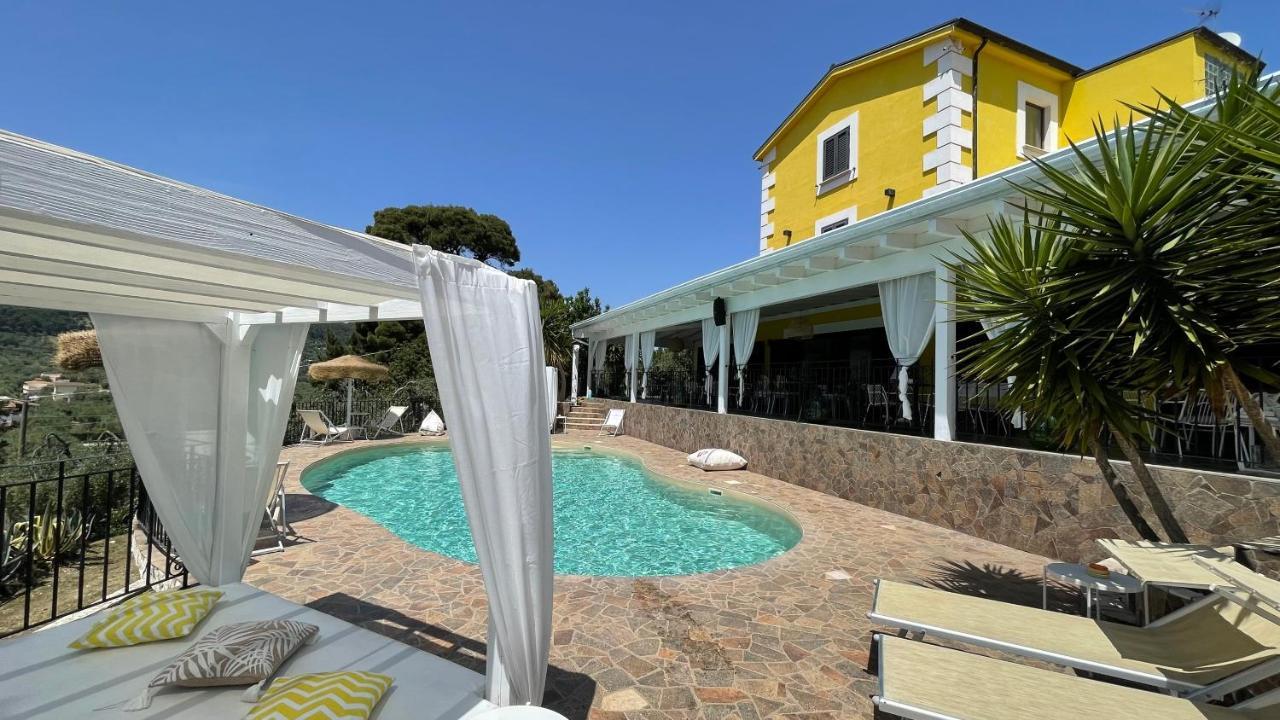 Bed and Breakfast Borgo Del Nespolo Peschici Zewnętrze zdjęcie